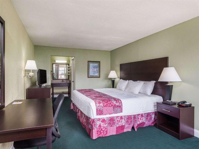 Days Inn By Wyndham Jellico - Tennessee State Line Bagian luar foto