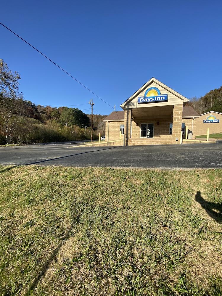 Days Inn By Wyndham Jellico - Tennessee State Line Bagian luar foto
