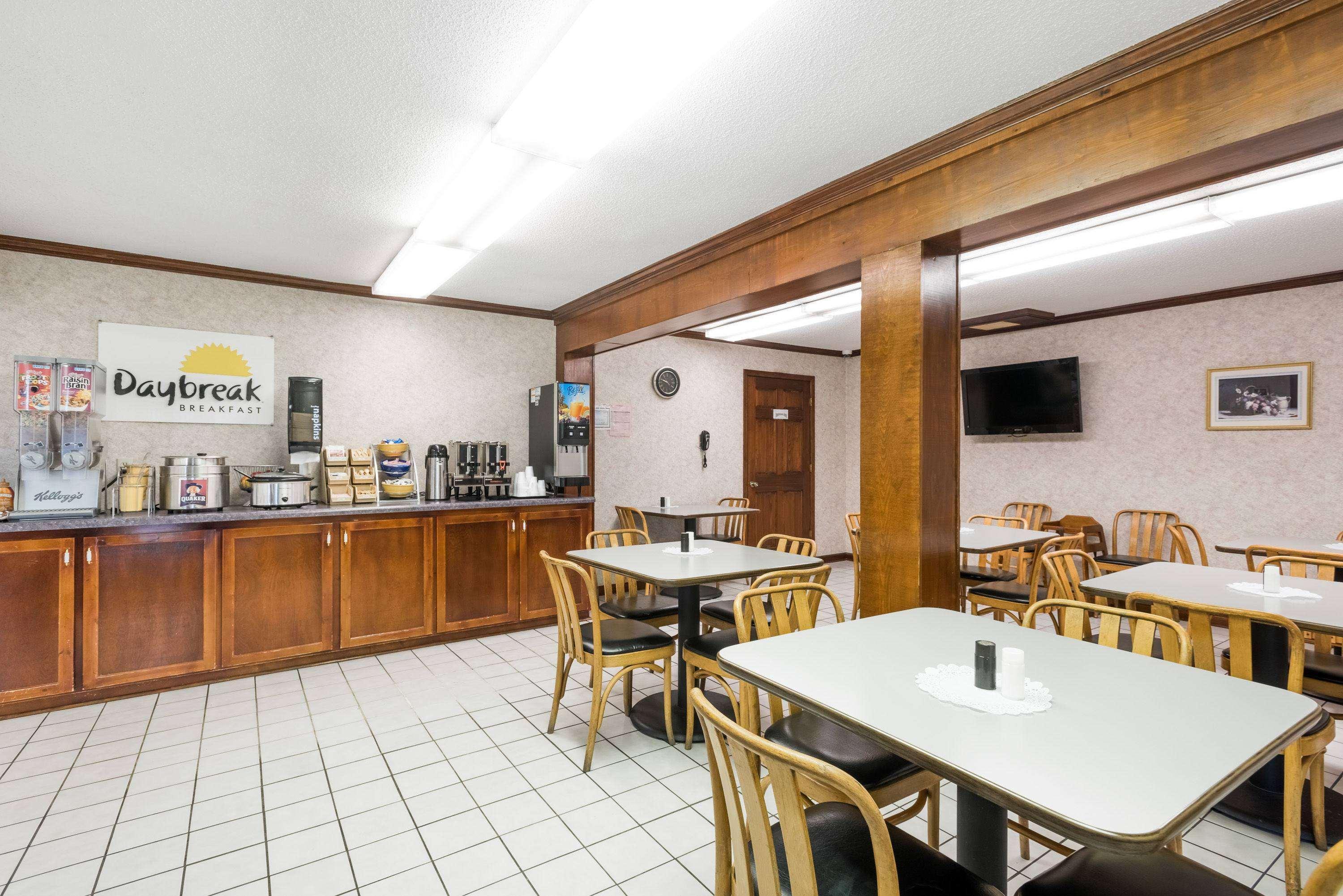 Days Inn By Wyndham Jellico - Tennessee State Line Bagian luar foto
