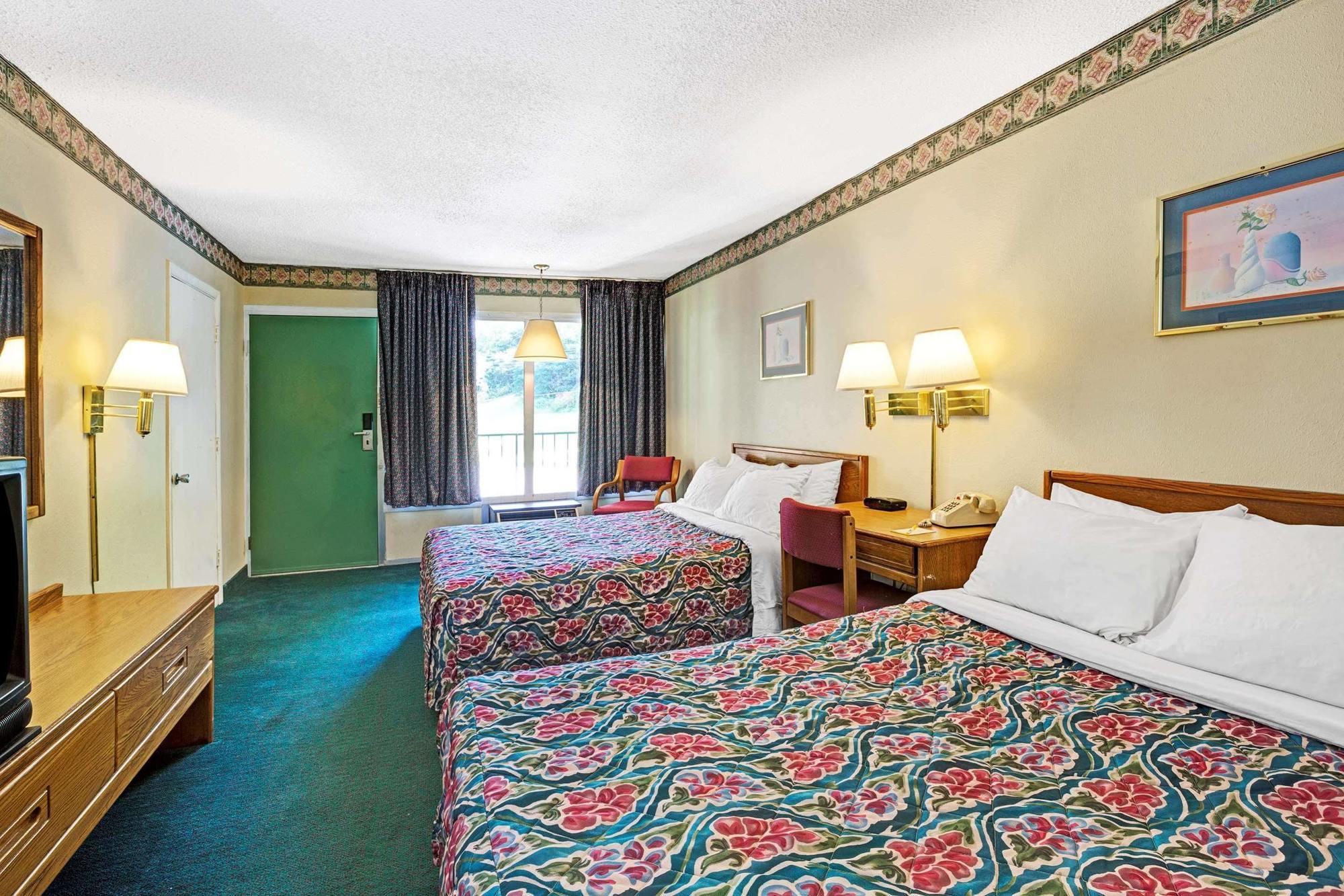 Days Inn By Wyndham Jellico - Tennessee State Line Bagian luar foto
