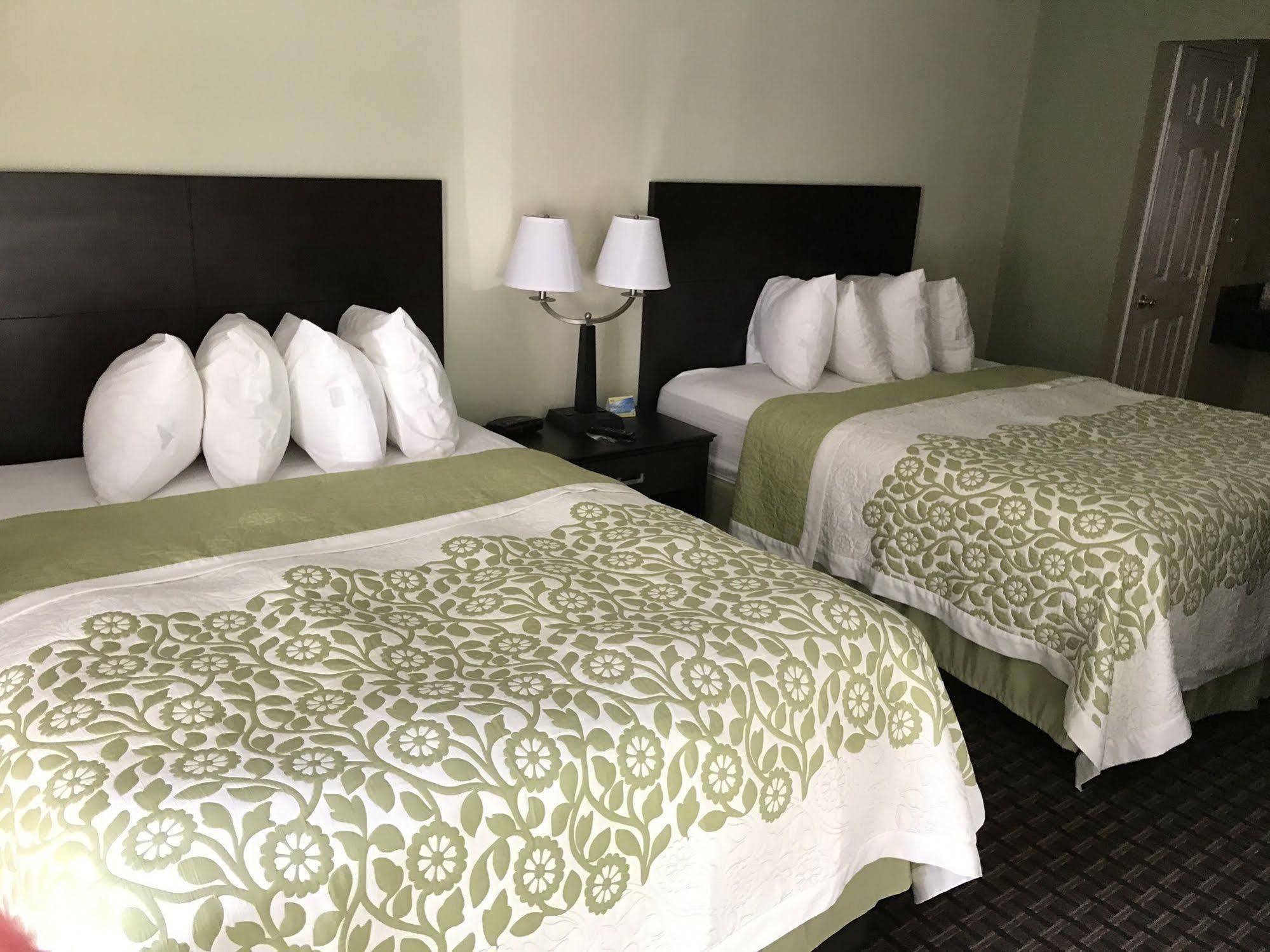 Days Inn By Wyndham Jellico - Tennessee State Line Bagian luar foto